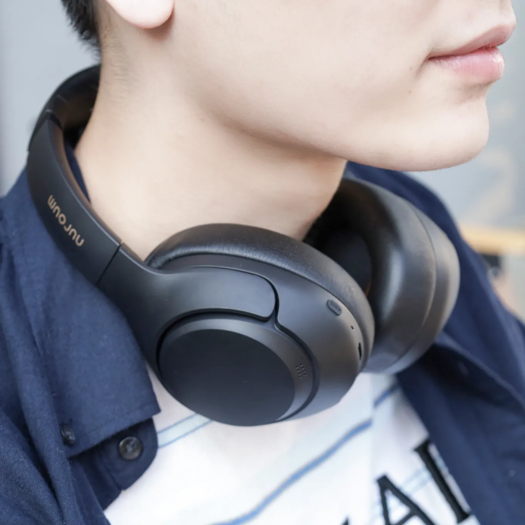 Nuroum HP40 Wireless Noise Cancelling Headphones